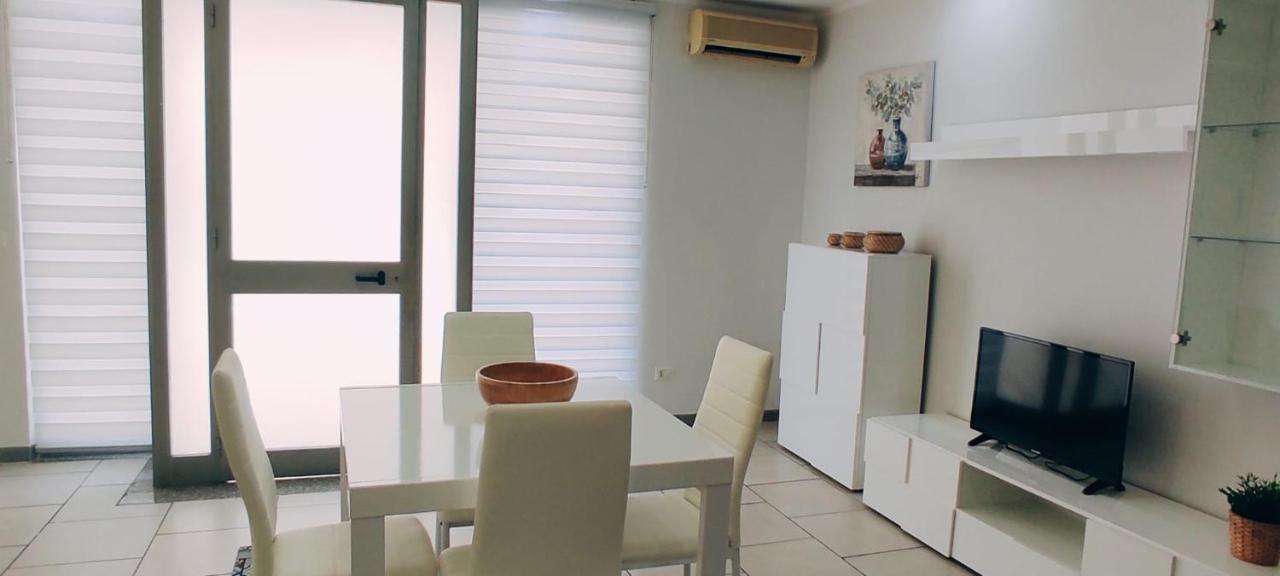 Nino'S Apartments Giardini Naxos Dış mekan fotoğraf