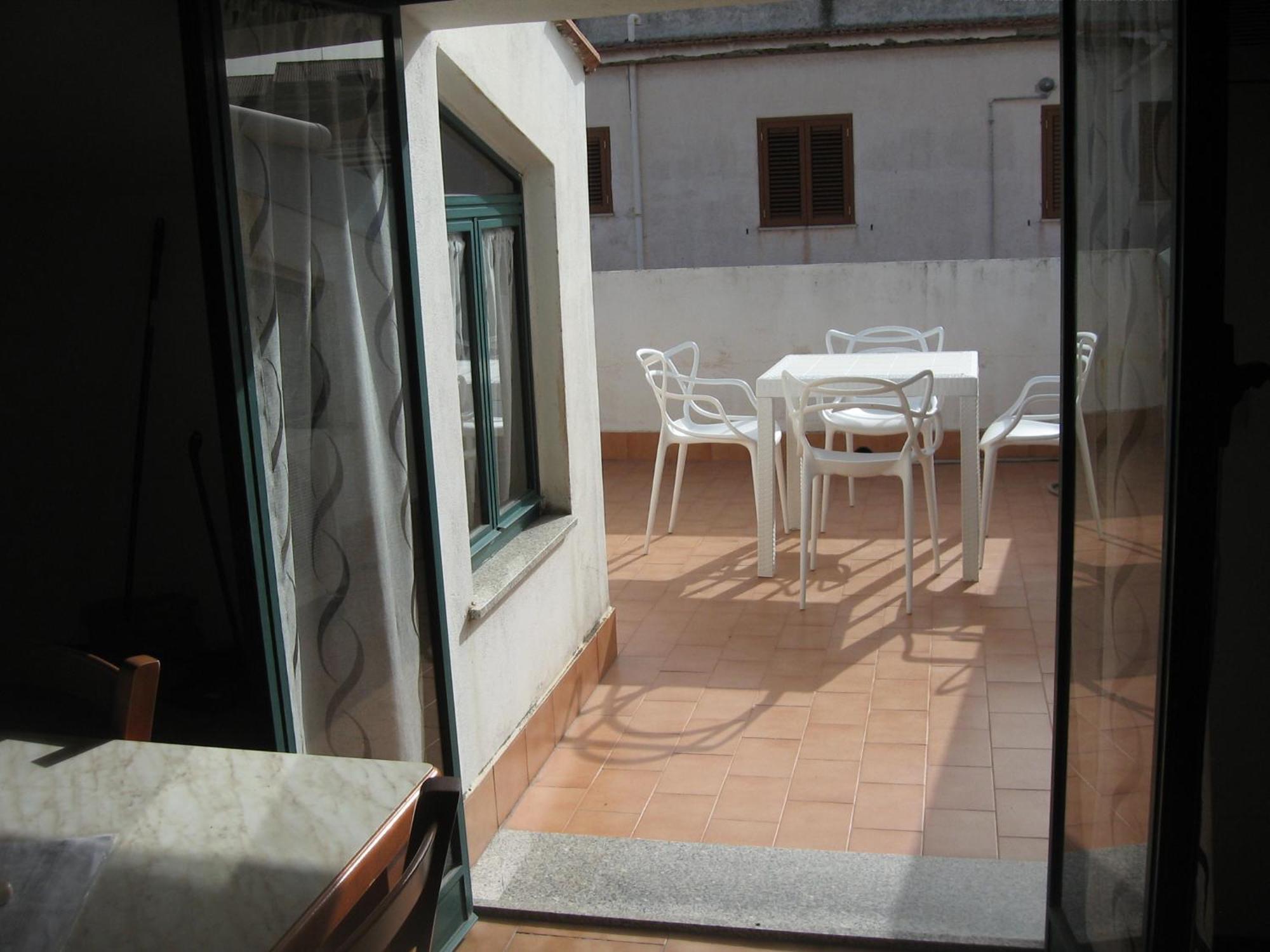 Nino'S Apartments Giardini Naxos Dış mekan fotoğraf